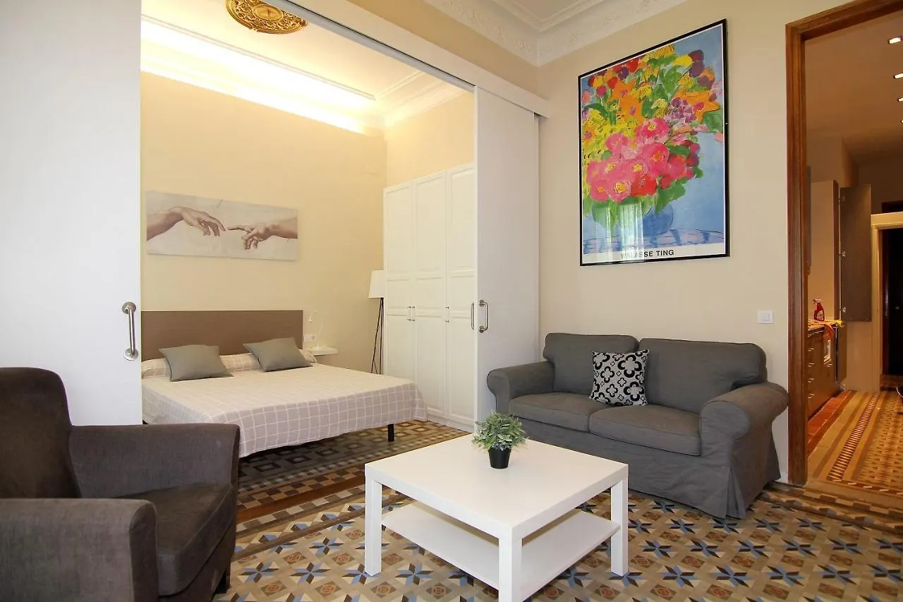 Gir2B - Gir2B - Central Apartment With Balcony Barcellona Spagna