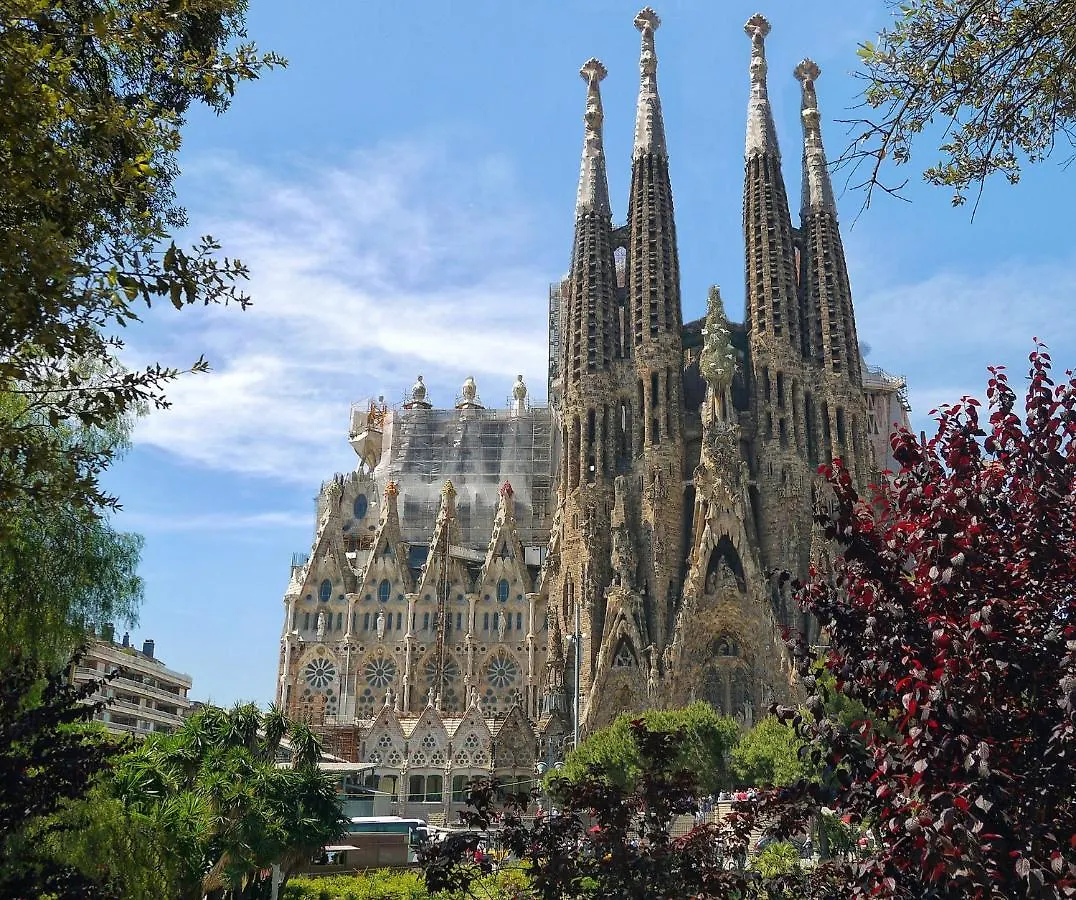 Gir2B - Gir2B - Central Apartment With Balcony Barcellona
